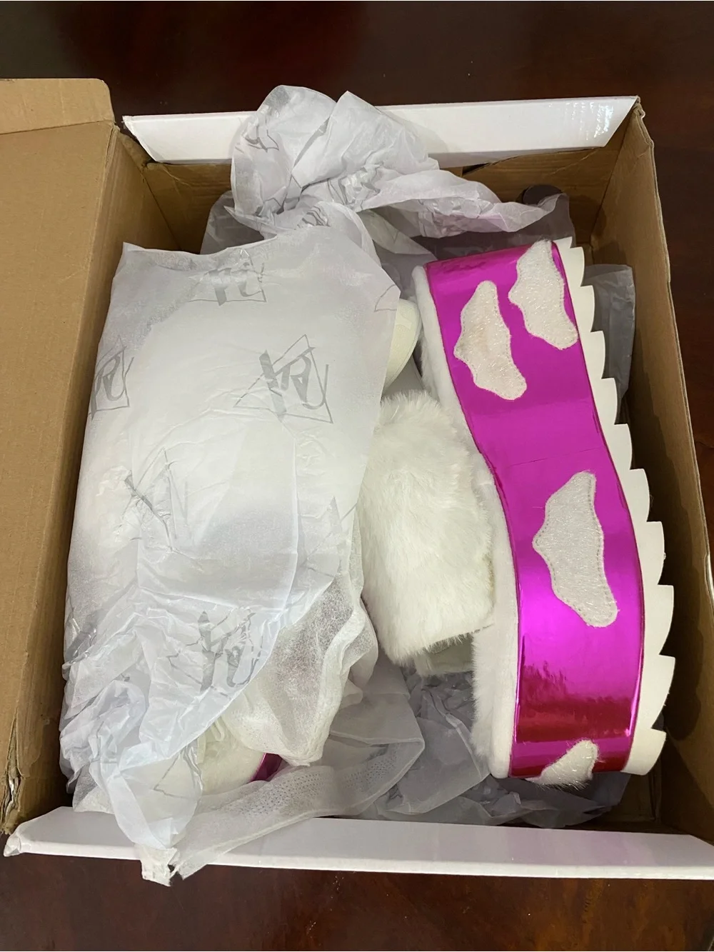 White Faux-Fur Platform Slide with Pink Metallic Cloud Accent